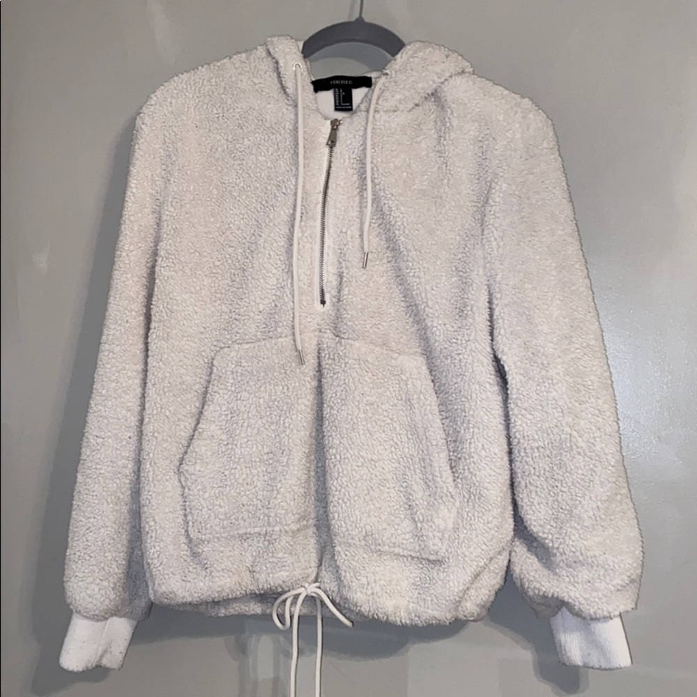 WHITE FUR SWEATSHIRT
